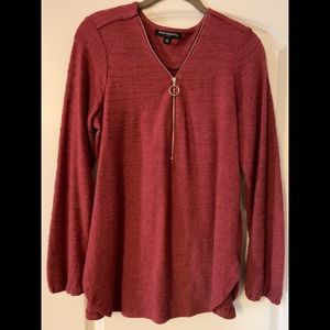 Sharagano ladies sweater . Not too heavy just the right weight for cool days.